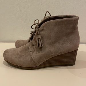 Dr. Scholl’s Memory Foam Cool Fit Wedges